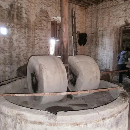 בית נופש Granny's House In Mani, Peloponnese, Greece